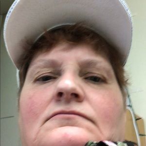 Meet your Posher, Carol